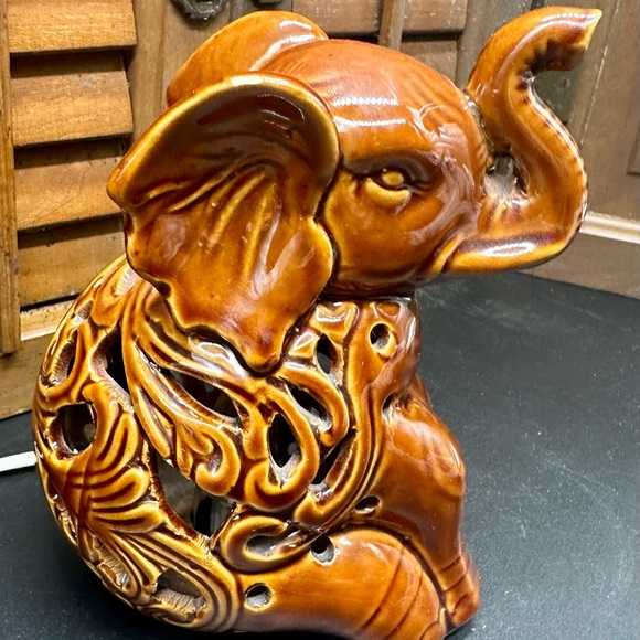 Vintage Brown Glazed Ceramic Elephant Night Light Small Table Dresser Shelf Lamp
